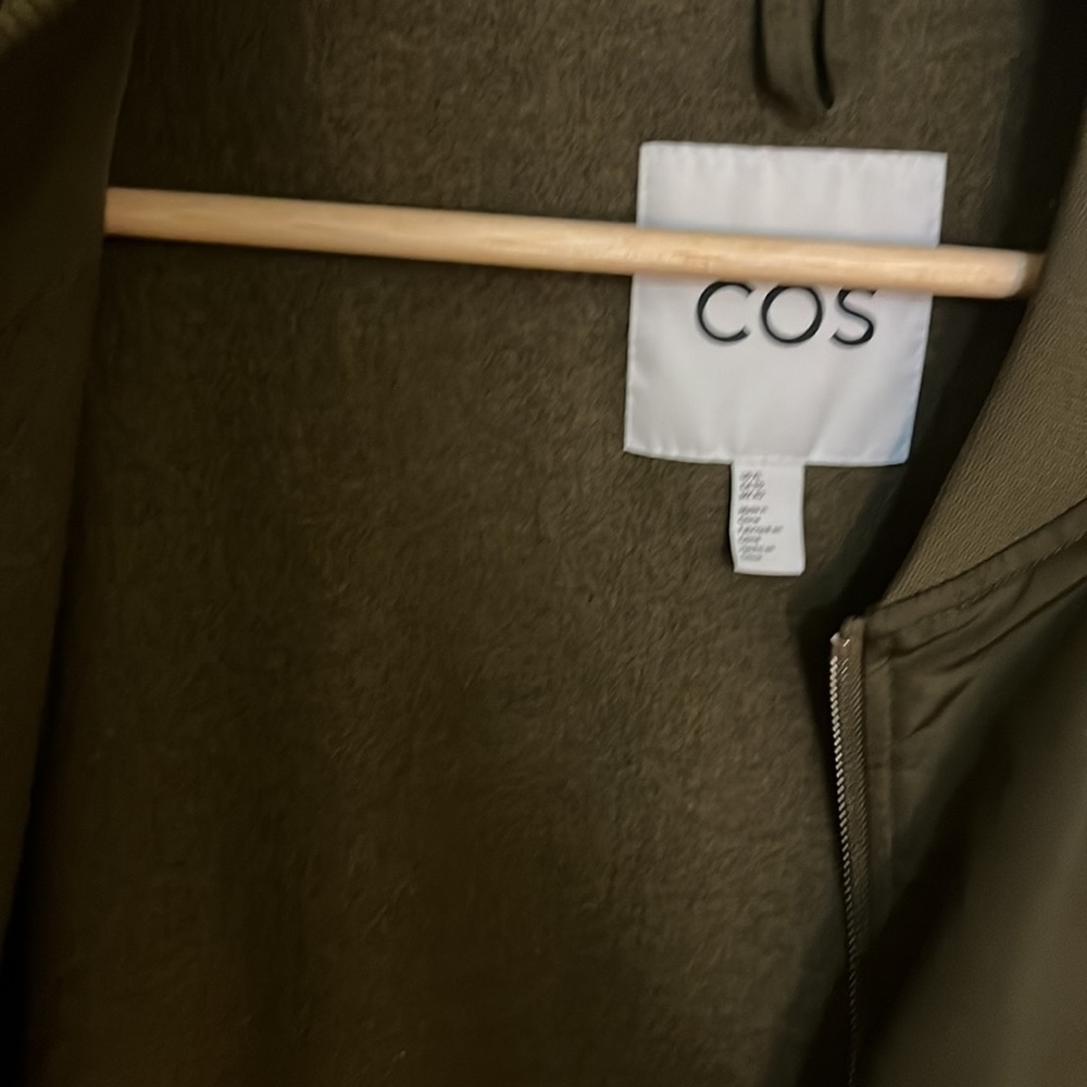 Men’s COS Bomber jacket - Picture 2 of 4